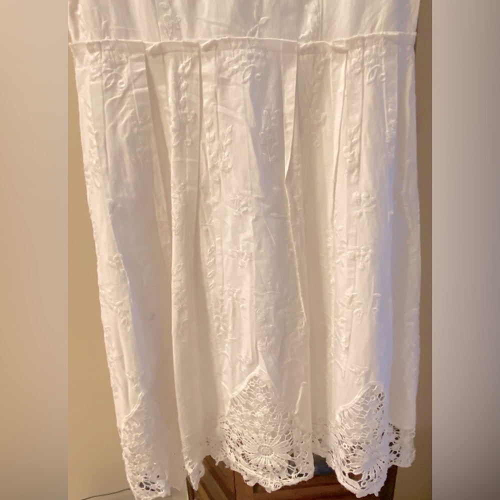 Tahari Dress - Picture 5 of 8
